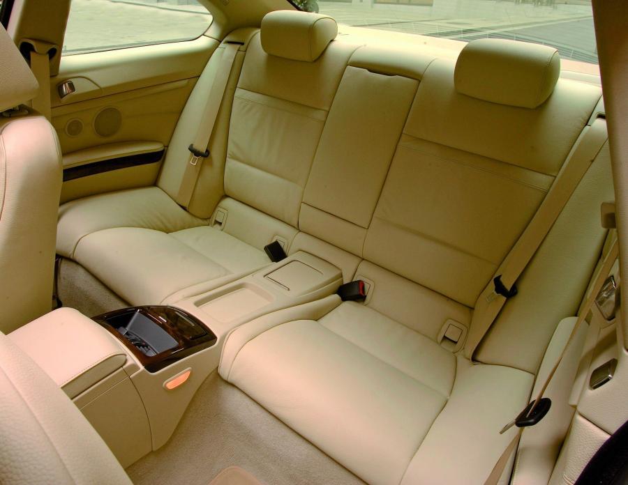  BMW 3-Series Coupe 2007 года  (фото 8 из 219)